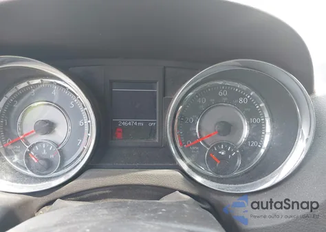 2011 Chrysler Town & Country Touring-L z USA, uszkodzony, nr VIN 2A4RR8DG4BR631498